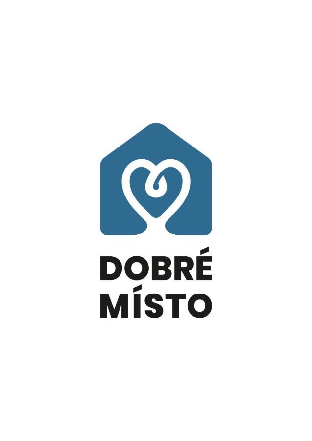 Dobre Misto Ξενοδοχείο Κρνοβ Εξωτερικό φωτογραφία